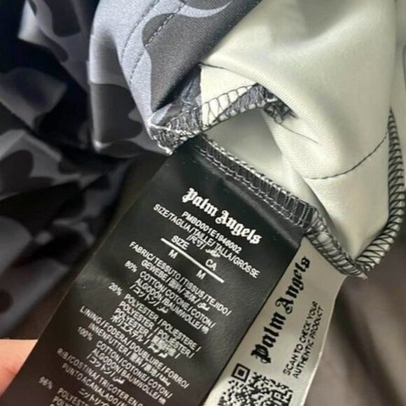 Palm Angels Shorts - Picture 2 of 3